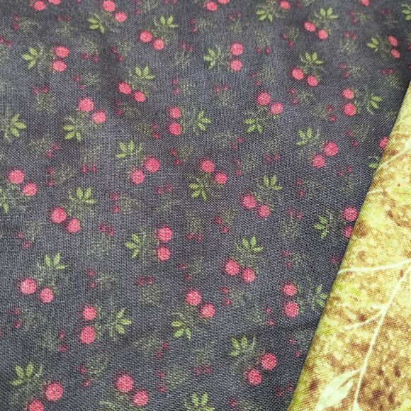 Vtg. Quilting Fabric Mix Lot Fat Quarters and Large Cut 6 Pieces Craft Lot #4 - Picture 5 of 10